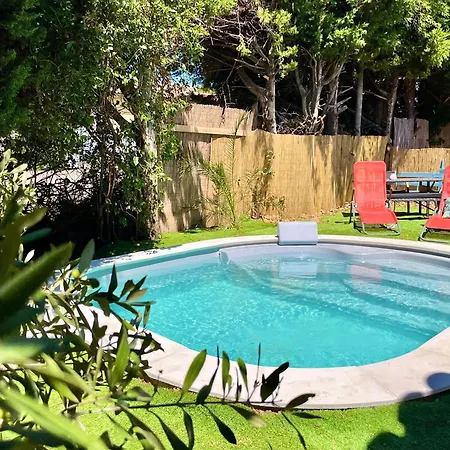 Holiday home Calme Et Intimite Proche Avignon Piscine Options Au Choix Privee Ou Partagee De Juin A Octobre Morieres-les-Avignon